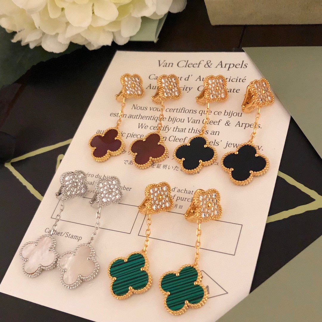 Judy jewelry Clover Earrings