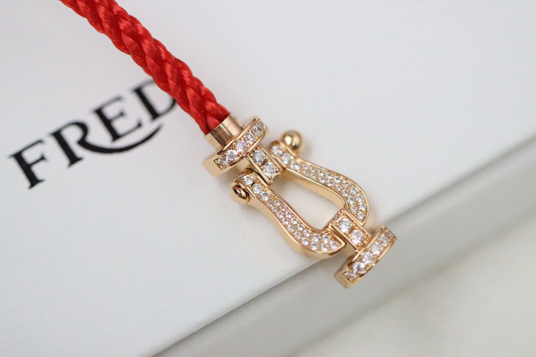 judyjewelry Horseshoe Buckle Headband Bracelet`