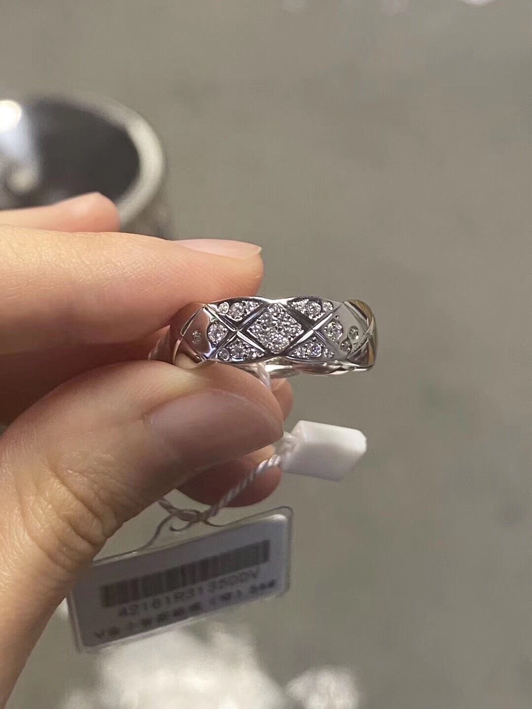 C family diamond plaid ring
