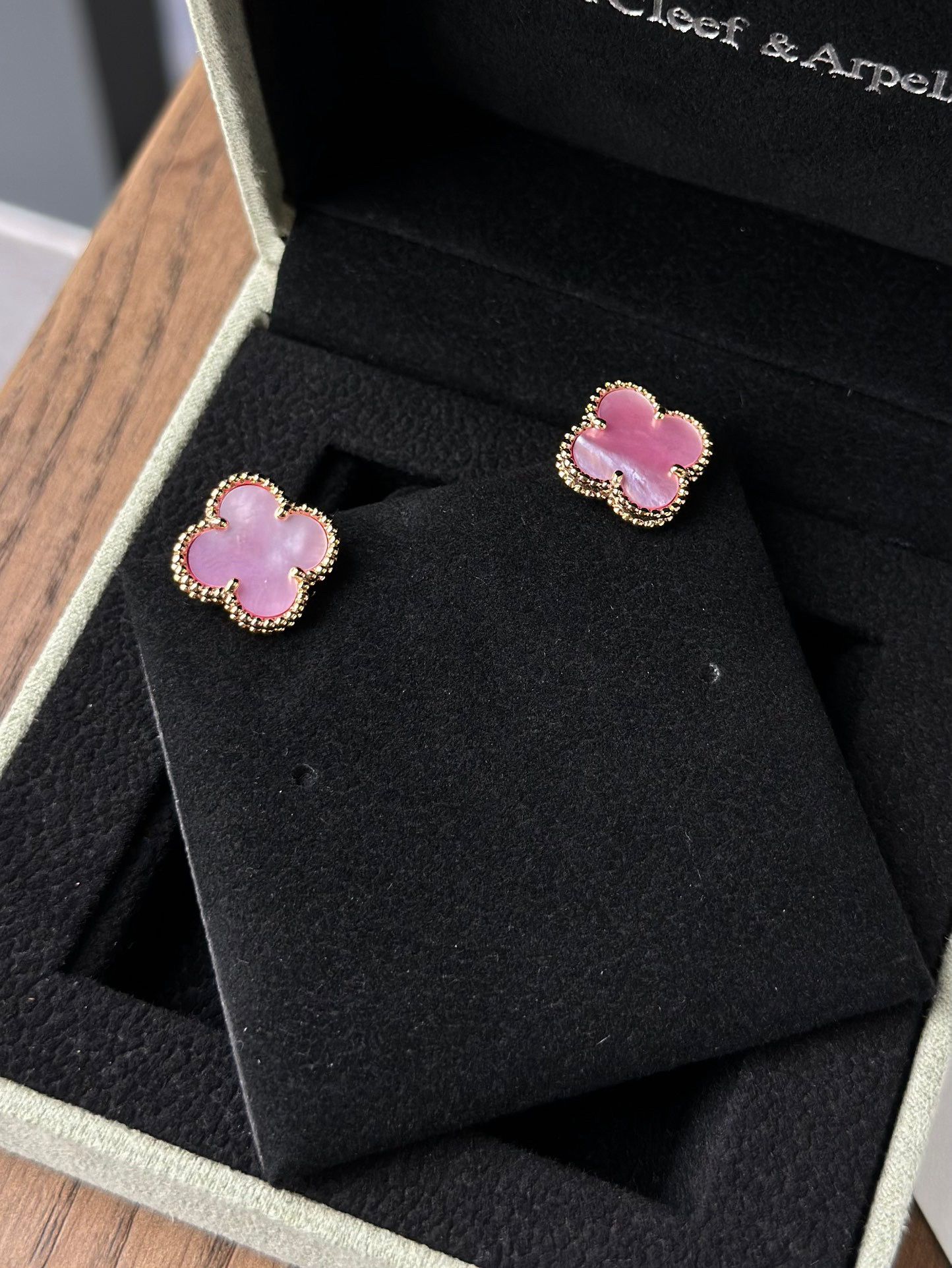 Judy jewelry Clover Earrings
