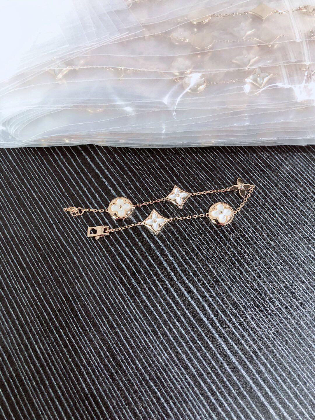 judyjewelry L house white mother-of-pearl bracelet